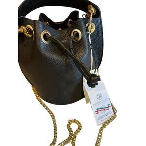 Davina Firenze Italian Leather Bucket Bag Gold Chain Detail